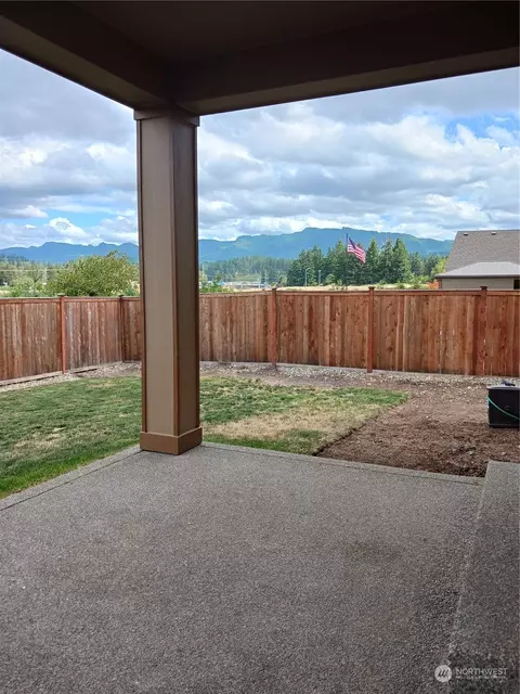 545 Becky Ave E, Enumclaw, WA 98022 photo 3