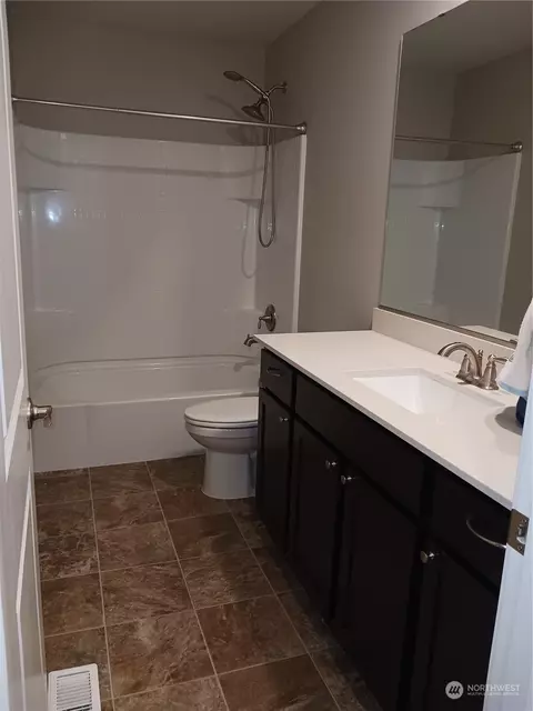 545 Becky Ave E, Enumclaw, WA 98022 photo 14