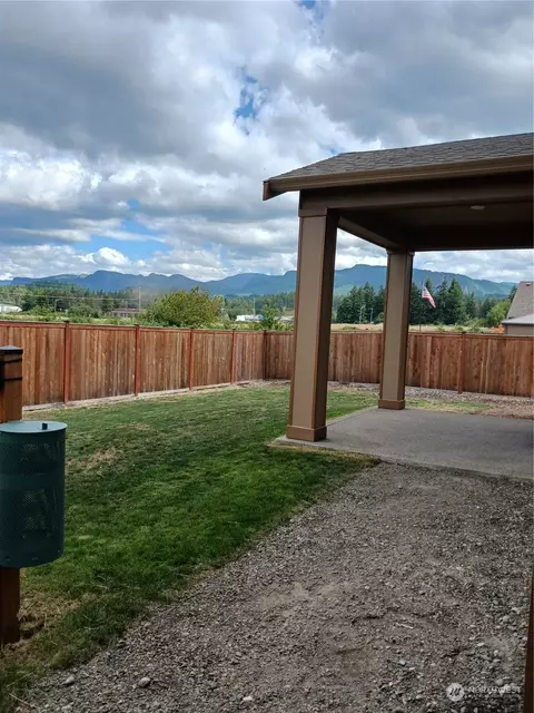 545 Becky Ave E, Enumclaw, WA 98022 photo 6