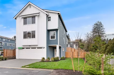 8111 229th Pl SW #10, Edmonds, WA 98026
