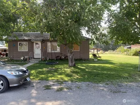 107 Whitlam Ave, Bridgeport, WA 98813
