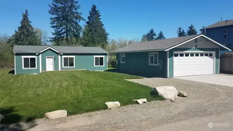 7457 E Wyoming St, Port Orchard, WA 98366