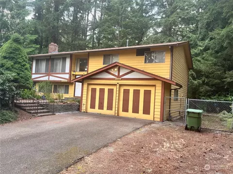 16506 SE 254th Pl, Covington, WA 98042