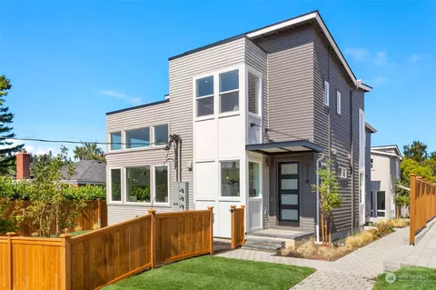 3116 W Raye St #B, Seattle, WA 98199