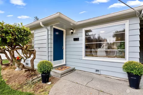 714 47th St SE, Everett, WA 98203 photo 2