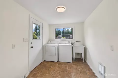 714 47th St SE, Everett, WA 98203 photo 17