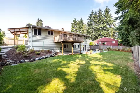 23917 80th Pl W, Edmonds, WA 98026