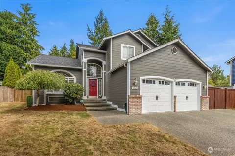 10621 27th Dr SE, Everett, WA 98208 photo 2
