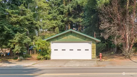 11983 Vashon Hwy SW, Vashon, WA 98070