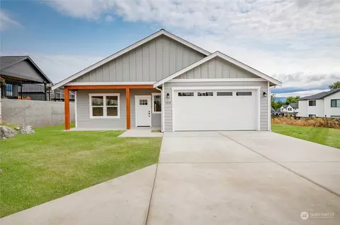 1926 Benjamin Ct, Lynden, WA 98264