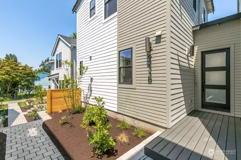 9231 3rd Ave NW, Seattle, WA 98117