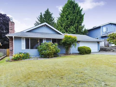 2715 SW 347th Pl, Federal Way, WA 98023