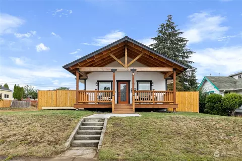 427 S 54th St, Tacoma, WA 98408