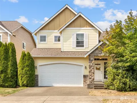 7033 Compass St SE, Lacey, WA 98513