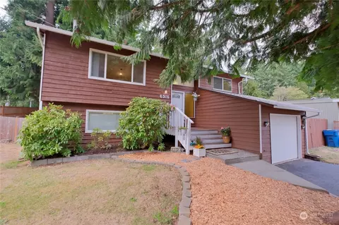 6315 170th Pl SW, Lynnwood, WA 98037