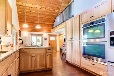 Kitchen - 887 Twisp Carlton Rd, Twisp, WA 98856 photo 1 of 2
