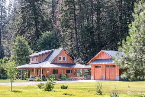 887 Twisp Carlton Rd, Twisp, WA 98856