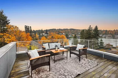 3424 NW Market St, Seattle, WA 98107