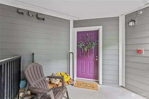 3921 243rd Pl SE #J104, Bothell, WA 98021