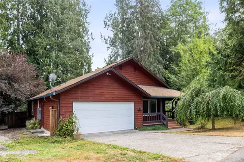 6946 Liverpool Ct NE, Bremerton, WA 98311