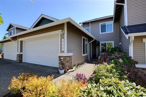 914 71st St SE, Auburn, WA 98092