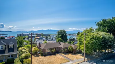 1615 Eldridge Ave, Bellingham, WA 98225