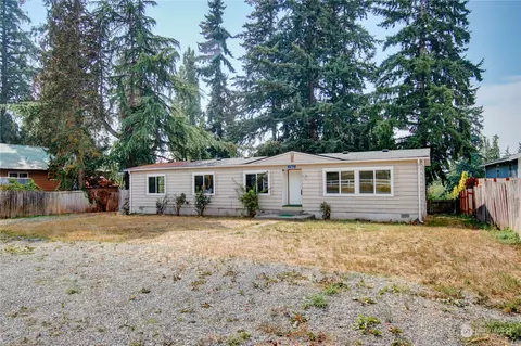 17062 Park Ave, Mount Vernon, WA 98274