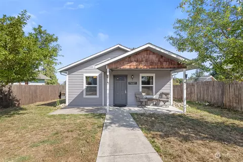 2371 E 7th Ave, Port Angeles, WA 98362