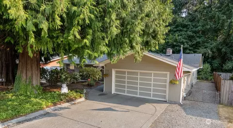 5203 28th Ave SE, Lacey, WA 98503