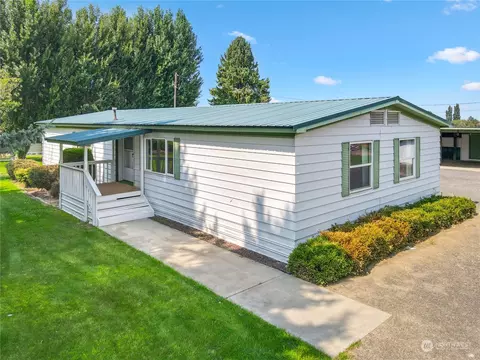 2280 W Shelly Rd S, Othello, WA 99344