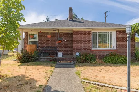103 E 40th St, Vancouver, WA 98663