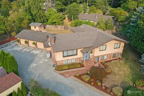 1802 Centerwood Dr SE, Olympia, WA 98501