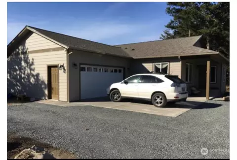 127 Deye Ln, Eastsound, WA 98245