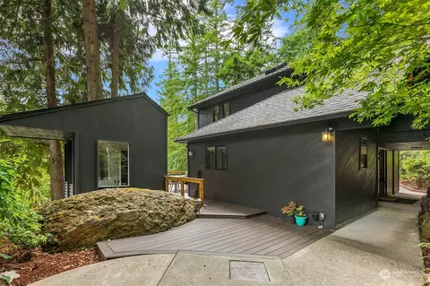 7229 272nd Ave SE, Issaquah, WA 98027