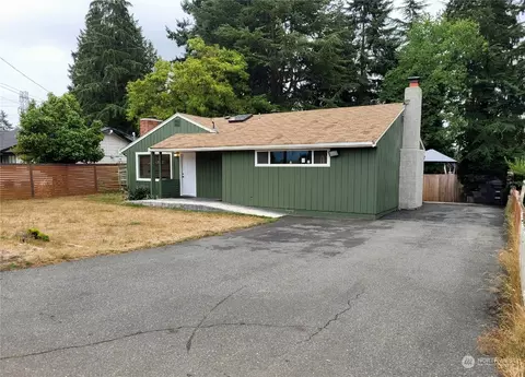 2715 NE 205th St, Shoreline, WA 98155