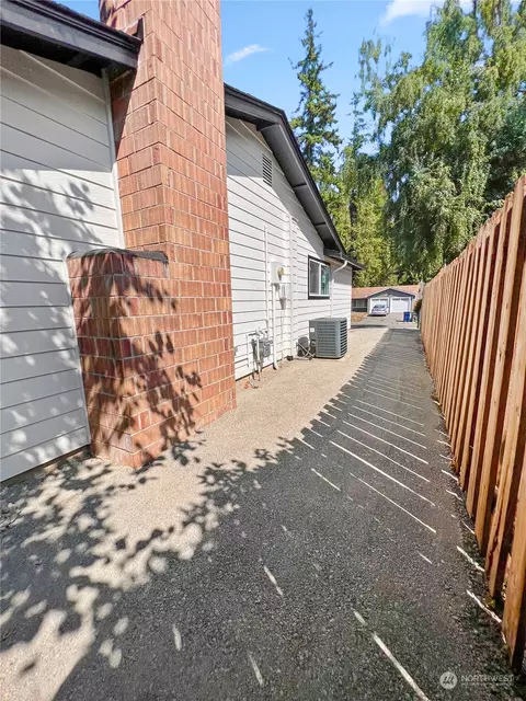 21214 3rd Ave W, Bothell, WA 98021 photo 39