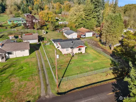 5501 SE Lake Valley Rd, Port Orchard, WA 98367
