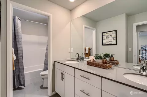 20811 42nd Ave SE #204, Bothell, WA 98021 photo 4