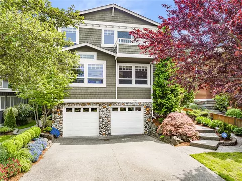 8640 46th Ave SW, Seattle, WA 98136