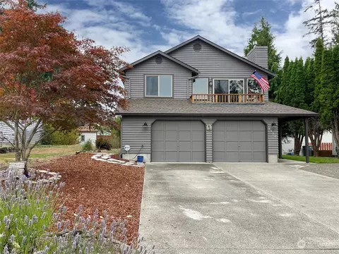 1932 W 7th St, Port Angeles, WA 98363