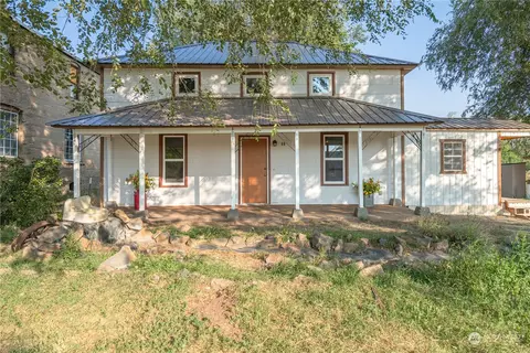 60 N Douglas Creek Rd, Waterville, WA 98858