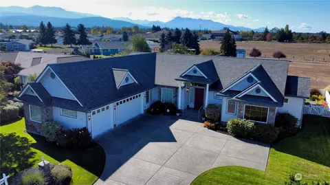 1011 New Meadows Loop, Sequim, WA 98382
