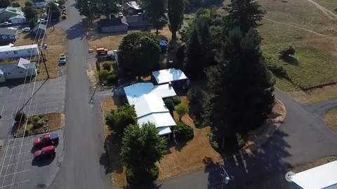 314 Main St, Onalaska, WA 98570 photo 2