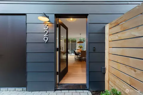 329 18th Ave, Seattle, WA 98122