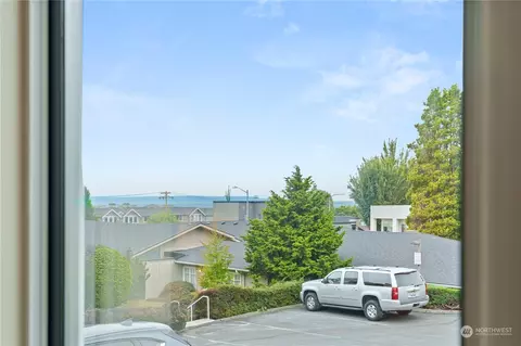 515 Walnut St #2, Edmonds, WA 98020 photo 4
