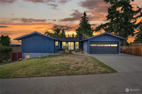 2001 Brashem Ave, Bremerton, WA 98310