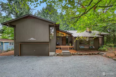633 NW 180th St, Shoreline, WA 98177
