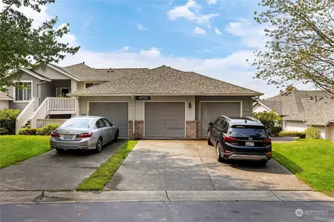 4132 Fieldstone Dr #203, Lynnwood, WA 98037