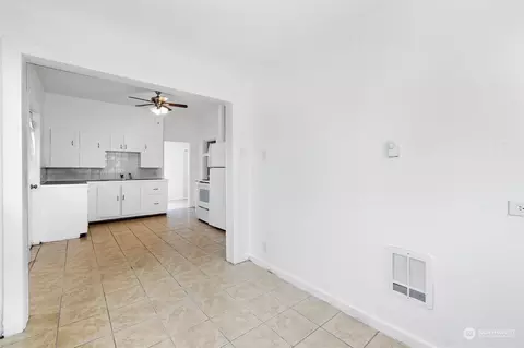 155 E Pine St, Othello, WA 99344 photo 13