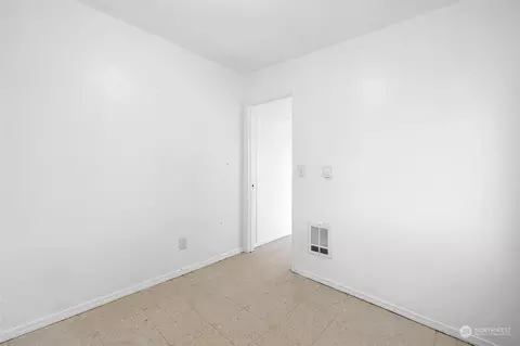 155 E Pine St, Othello, WA 99344 photo 7